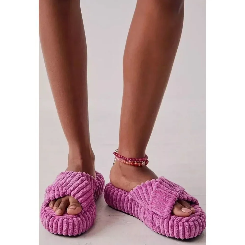 NWOB Free People Two Days in Ibiza Terry Platfrom Slide Sandals‎ Orchid size 9.5